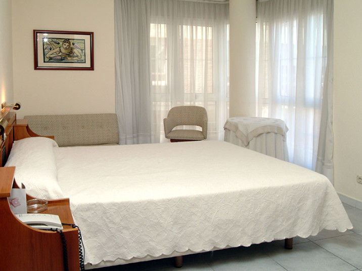 Hotel Don Rodrigo Palencia Exterior photo